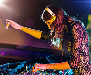 大顶子山高又高1音乐简谱