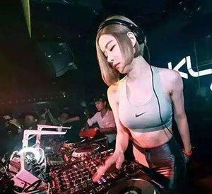 会泽恋歌（男中音版、正谱）音乐简谱