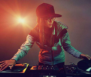 声乐教学曲库4-[德-奥]26小夜曲（正谱）音乐简谱