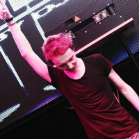 故乡的月亮（吴广川词 黄冠雄曲）音乐简谱